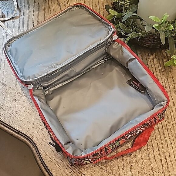 Five nights at Freddy's insulated lunch box bag - Picture 11 of 14